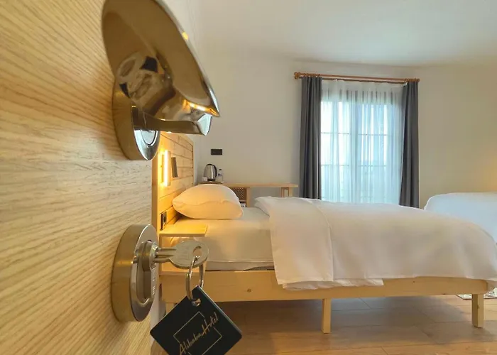 Airport Alibaba House