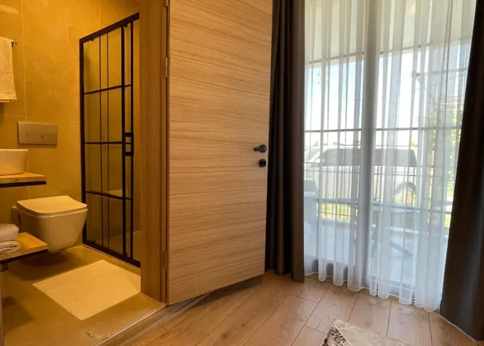 Airport Alibaba House Otel *